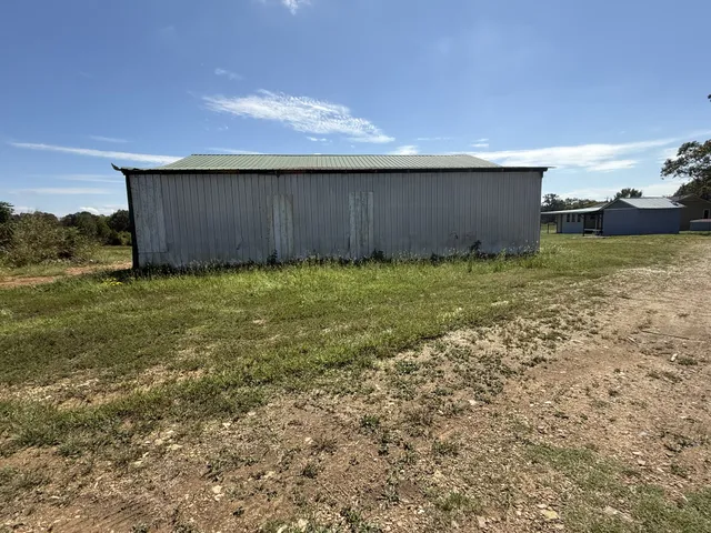 $310,000 | 2671 Summertown Highway, Hohenwald, TN 38462