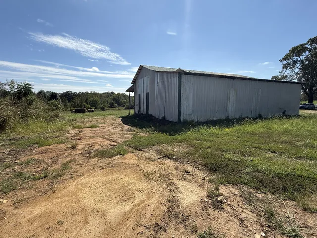 $310,000 | 2671 Summertown Highway, Hohenwald, TN 38462