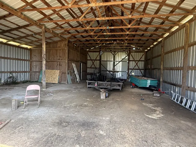 $310,000 | 2671 Summertown Highway, Hohenwald, TN 38462