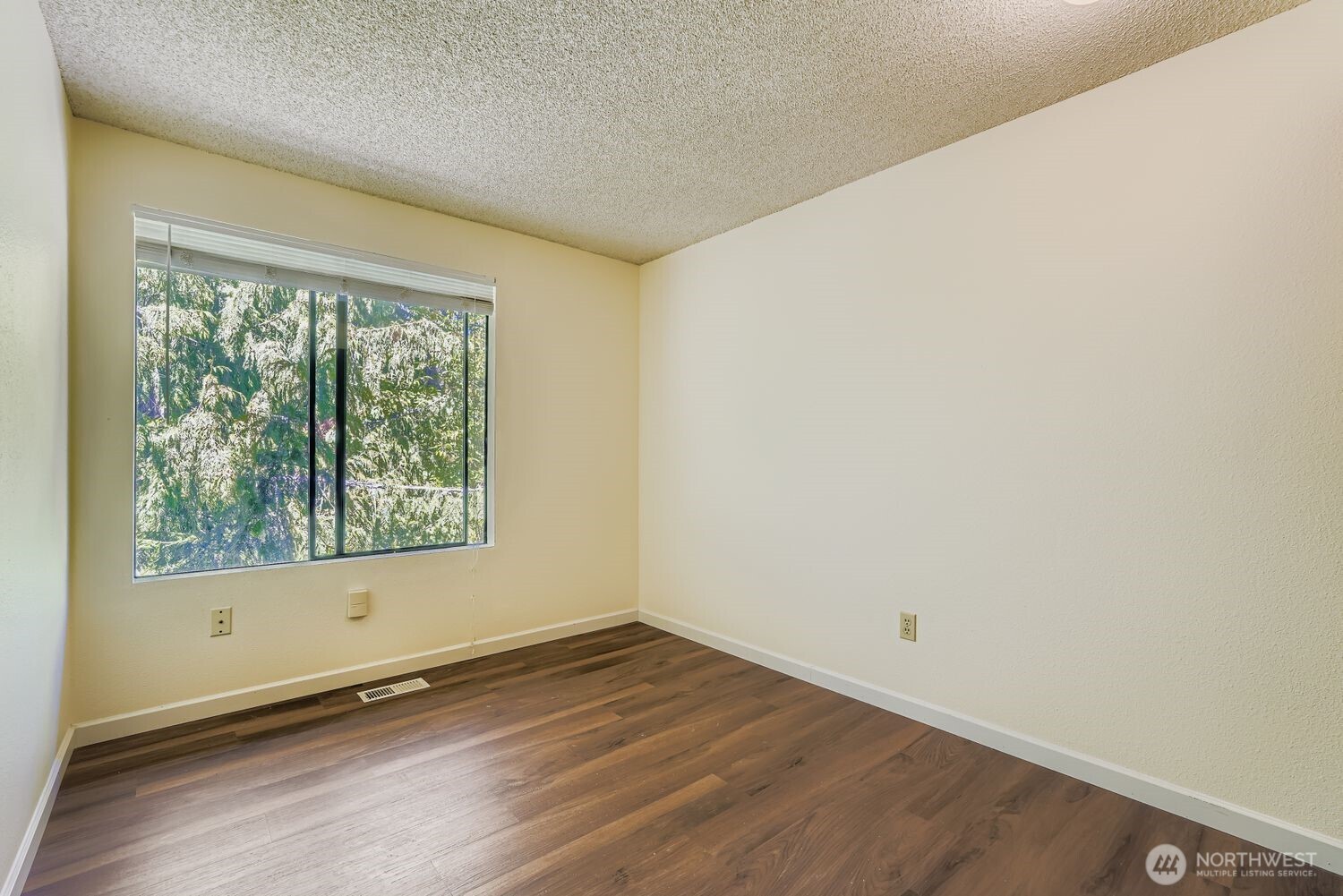 16629 158th Place Southeast Renton, WA 98058 - Photo 17 of 23 Gallery Image 17