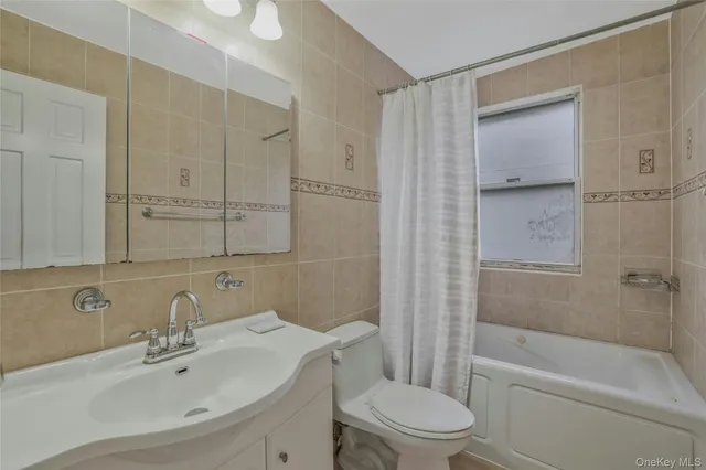 $778,000 | 22904 67th Avenue, Unit 38 | Oakland Gardens