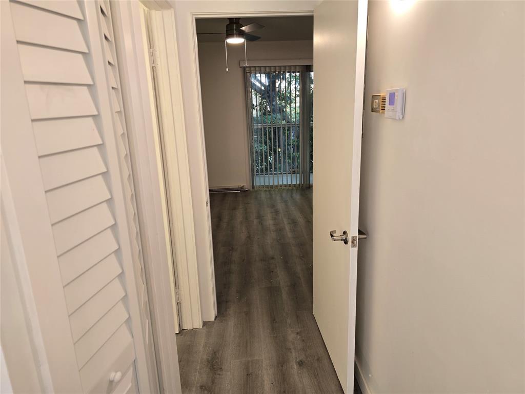 251 Southwest 132nd Way, Unit 308H Pembroke Pines, FL 33027 - Photo 6 of 33 a view of a hallway