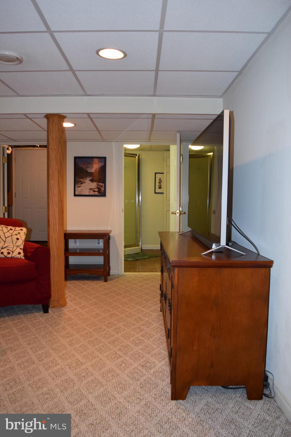 1951 Wareham Road Baltimore, MD 21222 - Photo 34 of 51