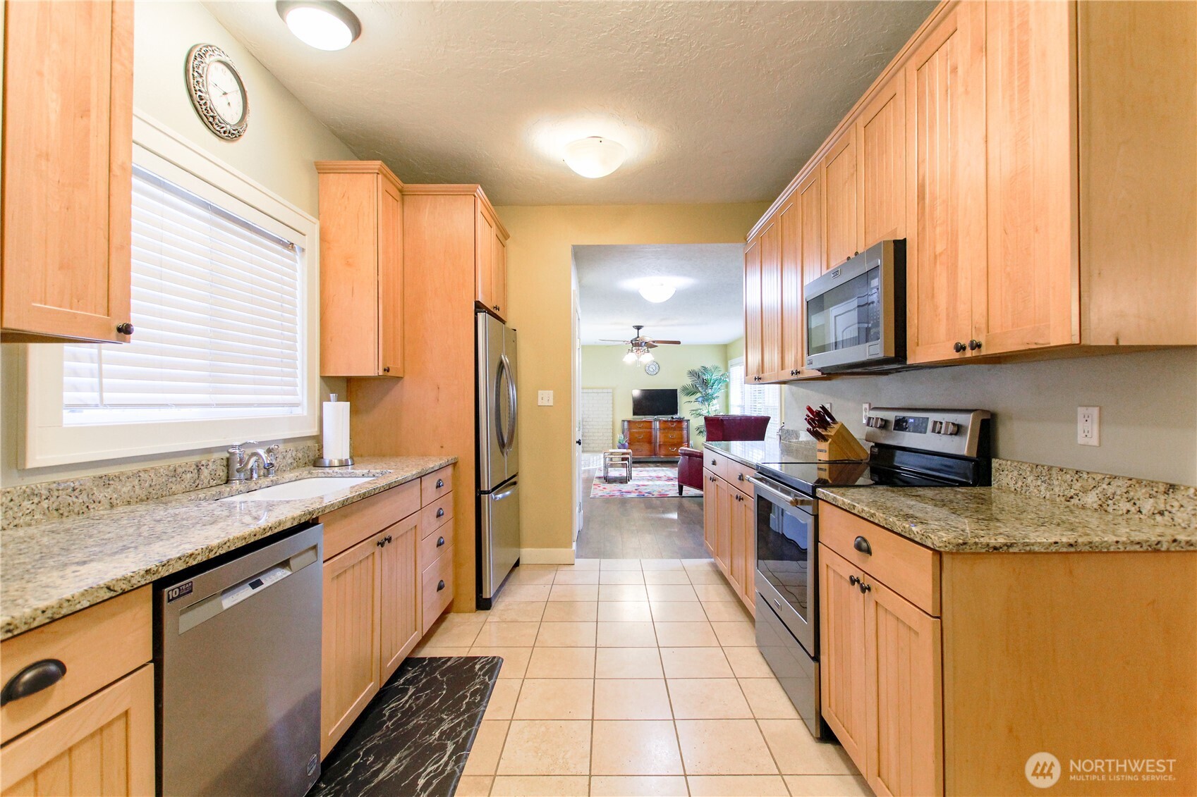 475 Columbia Street Cathlamet, WA 98612 - Photo 25 of 40