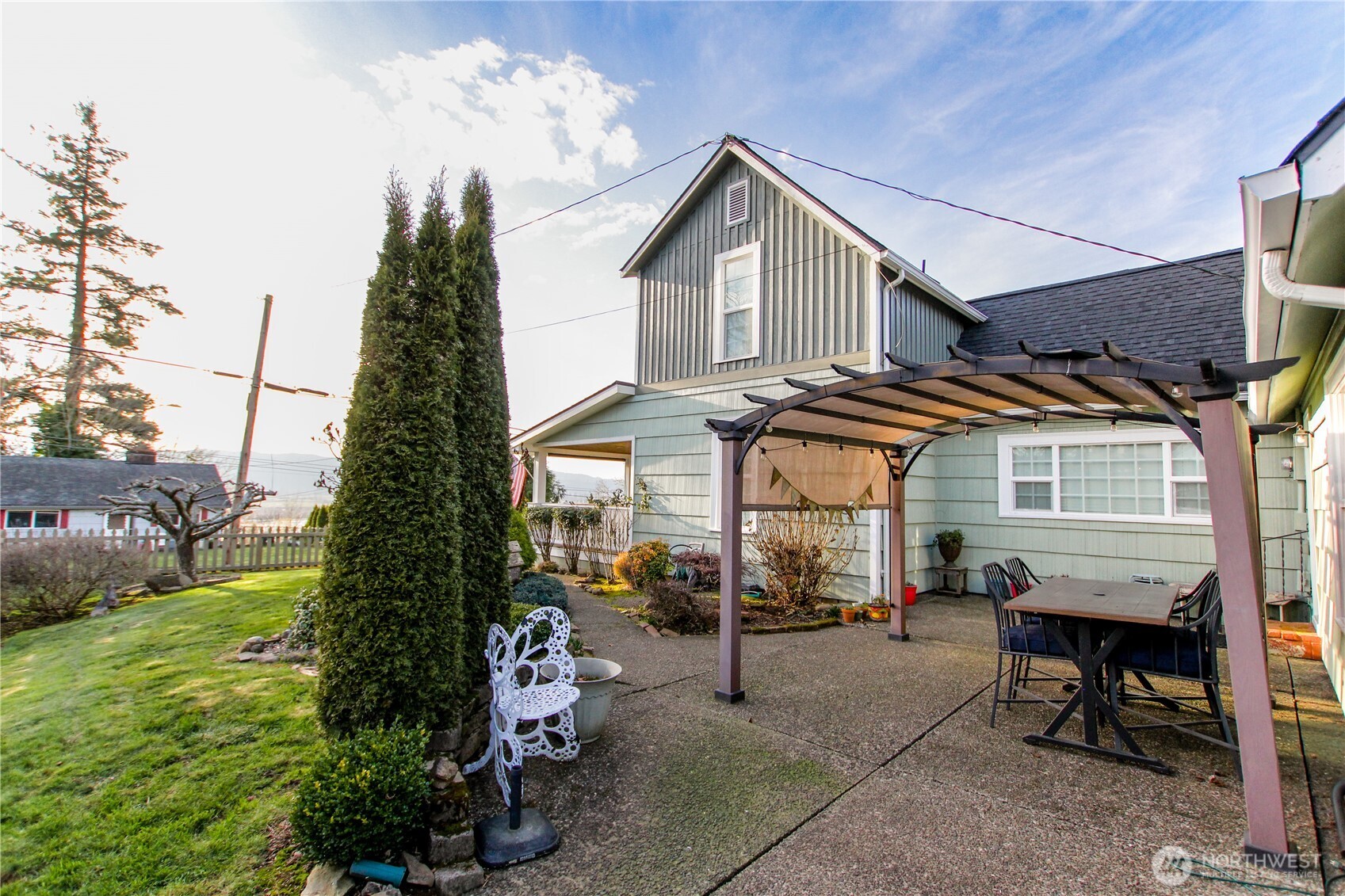475 Columbia Street Cathlamet, WA 98612 - Photo 7 of 40