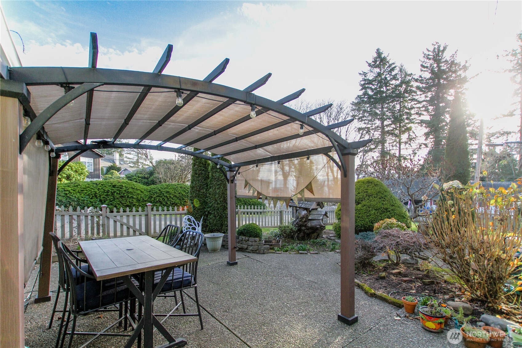 475 Columbia Street Cathlamet, WA 98612 - Photo 8 of 40