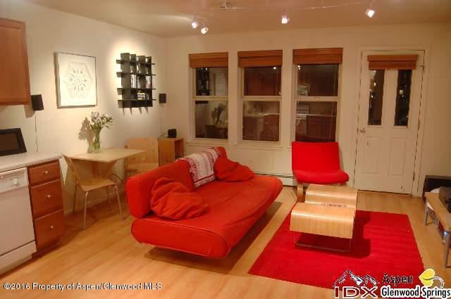 20090207102210347616000000-o