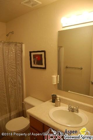 604 Lakeside Drive Basalt, CO 81621 - Photo 4 of 7 20090207102212611656000000-o