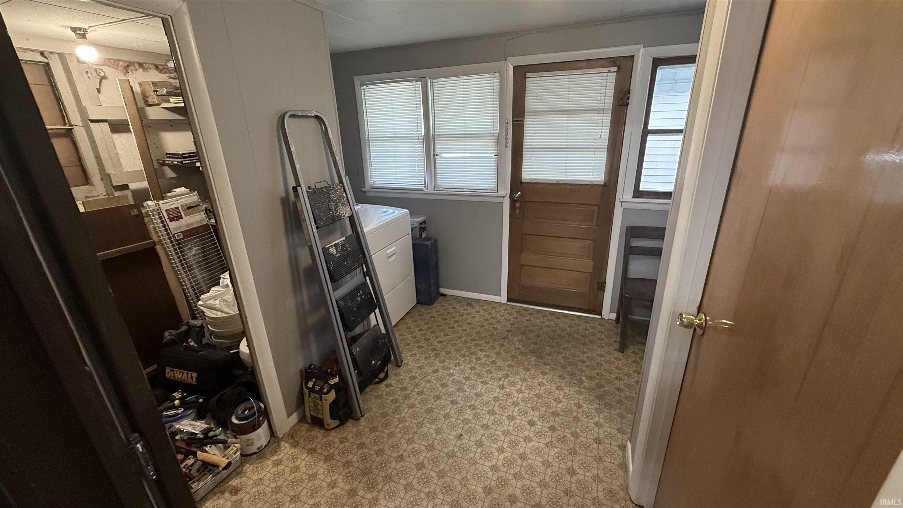 1307 Wright Street Logansport, IN 46947 - Photo 6 of 15