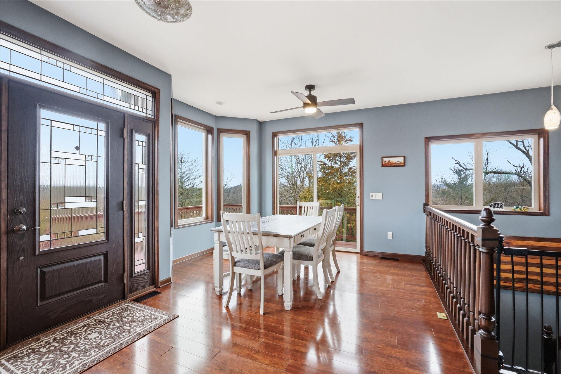 N7026 County DD Spring Prairie, WI 53105 - Photo 12 of 39 Dining area