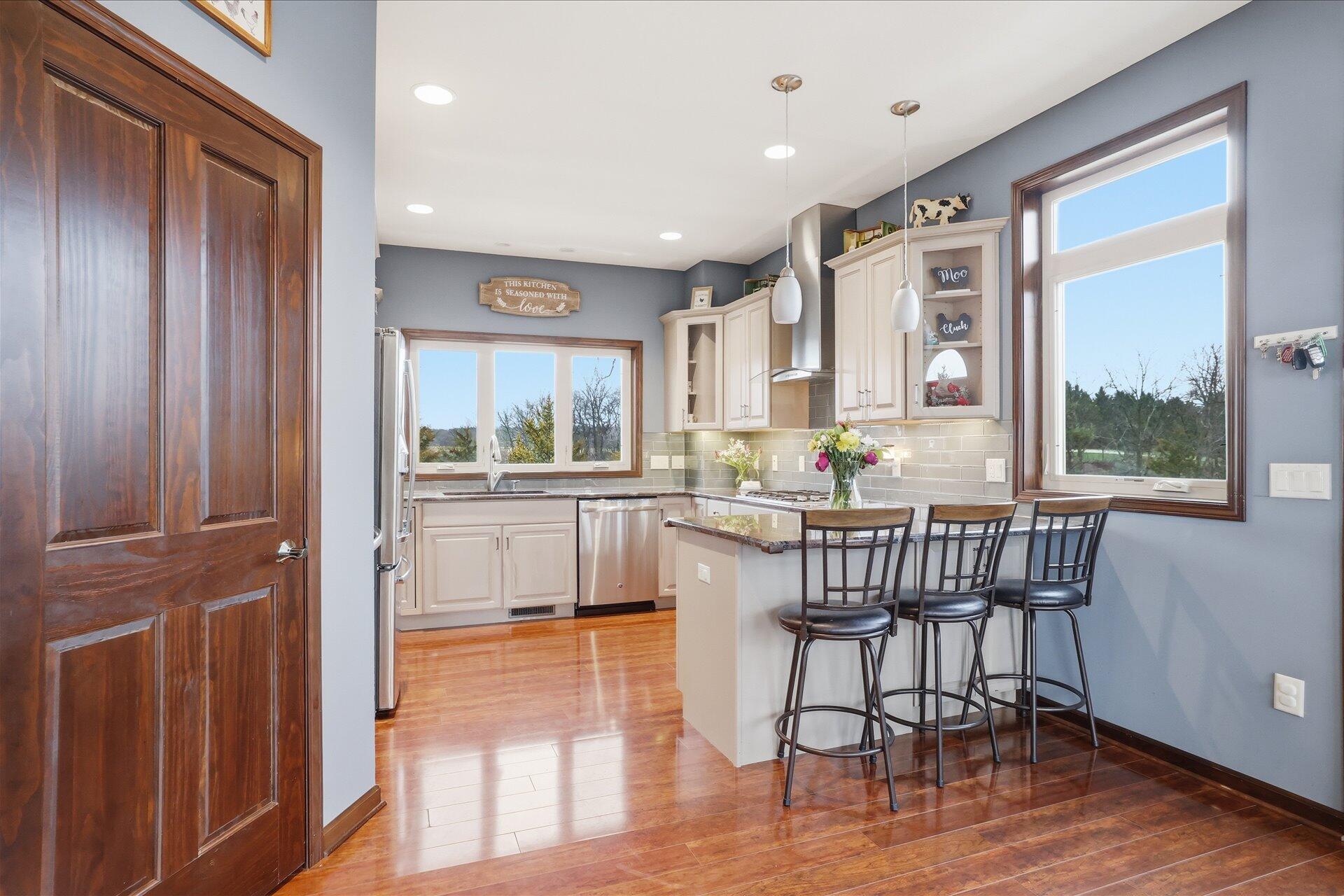 N7026 County DD Spring Prairie, WI 53105 - Photo 8 of 39 Kitchen