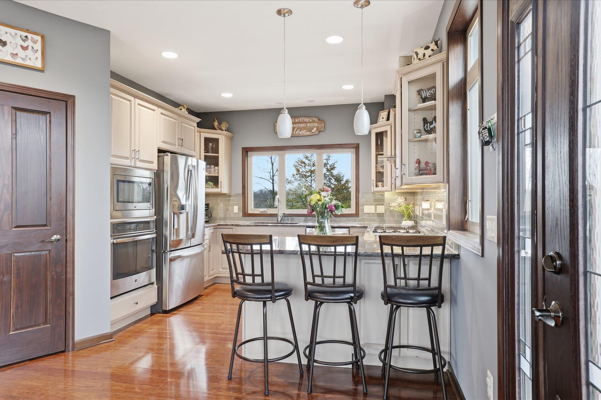 N7026 County DD Spring Prairie, WI 53105 - Photo 9 of 39 22-022_ACAM7048