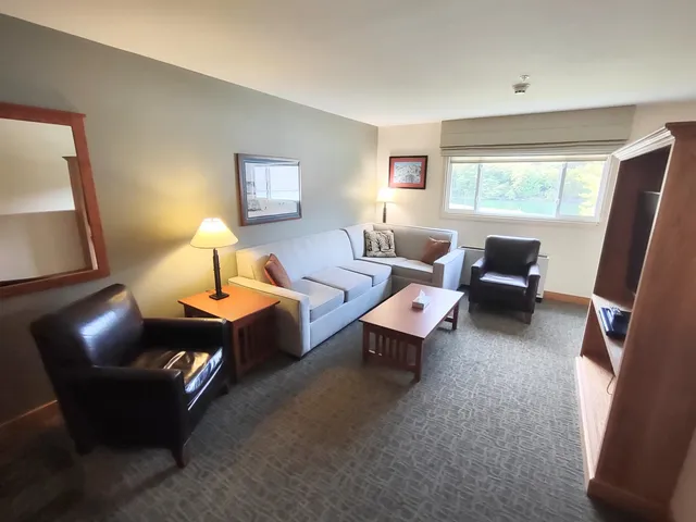 $143,000 | 228 East Mountain Road, Unit DA DUP GRAND HOTEL 152 II (GODBOUT), Killington, VT 05751
