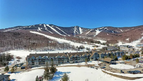$143,000 | 228 East Mountain Road, Unit DA DUP GRAND HOTEL 152 II (GODBOUT), Killington, VT 05751