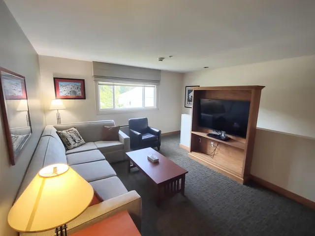 $143,000 | 228 East Mountain Road, Unit DA DUP GRAND HOTEL 152 II (GODBOUT), Killington, VT 05751