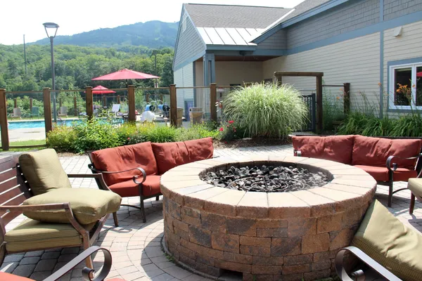 $143,000 | 228 East Mountain Road, Unit DA DUP GRAND HOTEL 152 II (GODBOUT), Killington, VT 05751