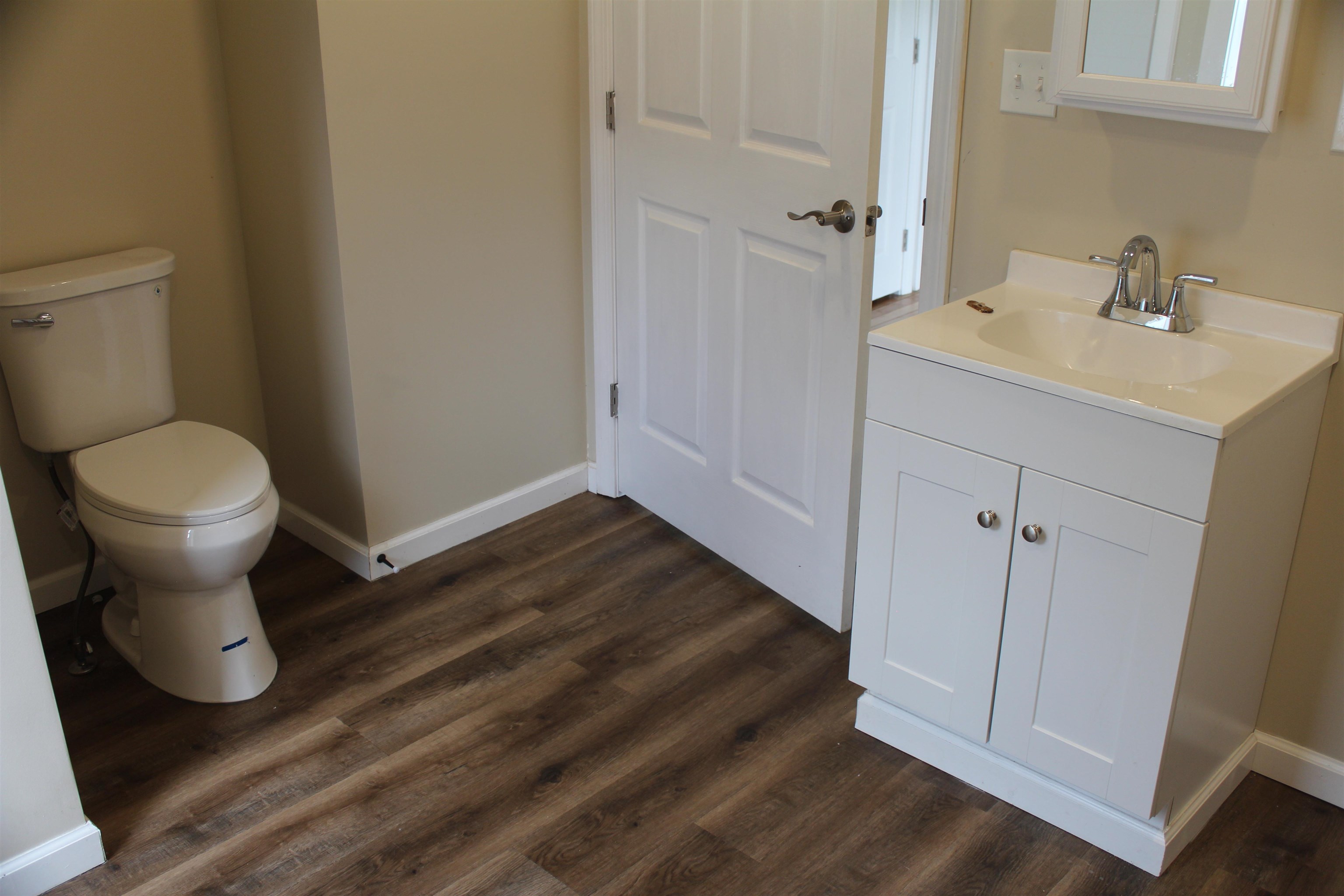 4234 Highway 5 Barnet, VT 05050 - Photo 5 of 25