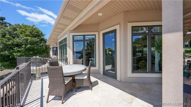 $2,850,000 | 1362 Grand Cove Road, Sunrise Beach, MO 65079