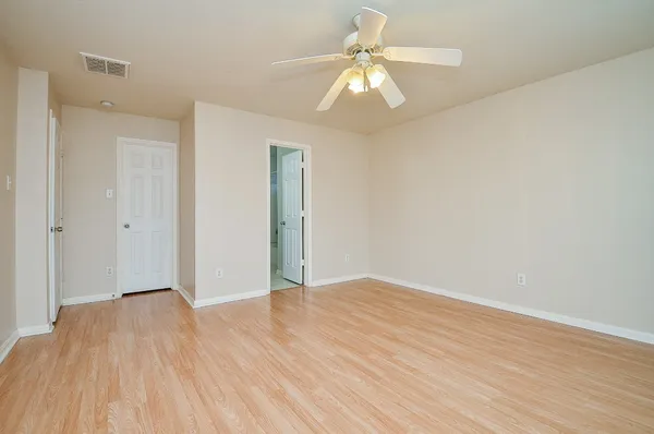 $1,895 | 13118 Cres Manor Lane, Houston, TX 77072