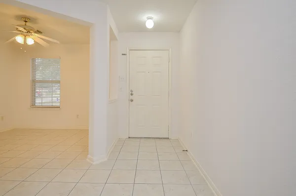 $1,895 | 13118 Cres Manor Lane, Houston, TX 77072