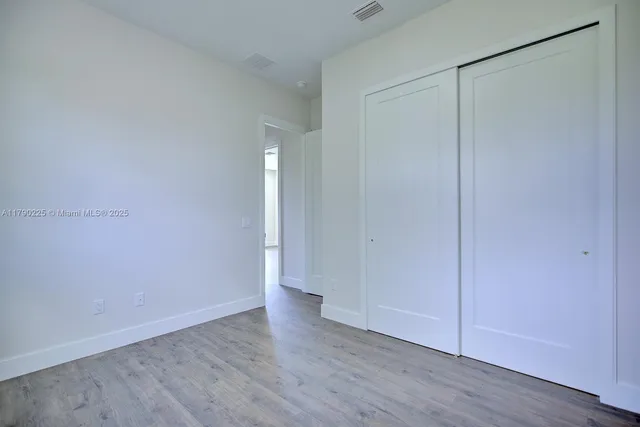 $445,000 | 5224 Columbus Boulevard, Sebring, FL 33872