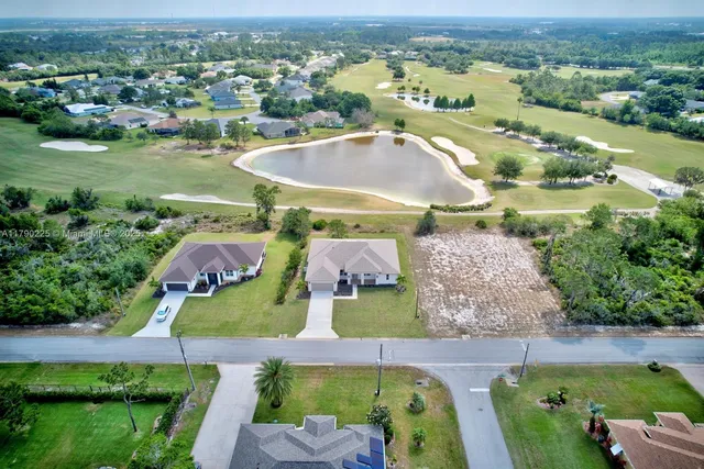 $445,000 | 5224 Columbus Boulevard, Sebring, FL 33872