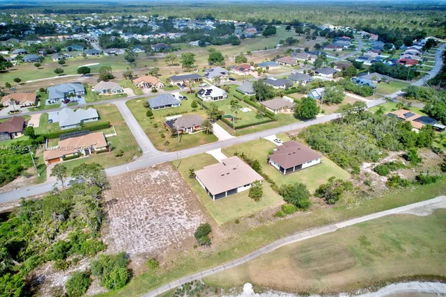 $445,000 | 5224 Columbus Boulevard, Sebring, FL 33872