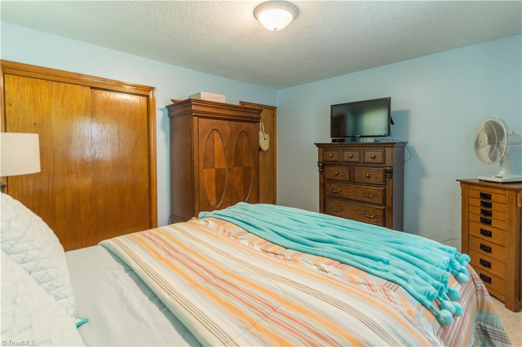 1423 Rankin Road Greensboro, NC 27405 - Photo 15 of 16 Gallery Image 15