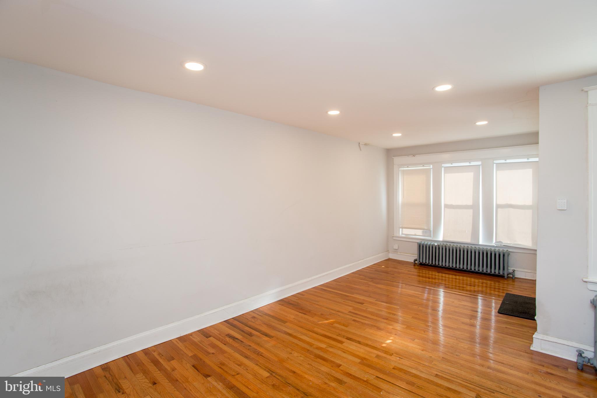 6228 Erdrick Street Philadelphia, PA 19135 - Photo 11 of 37