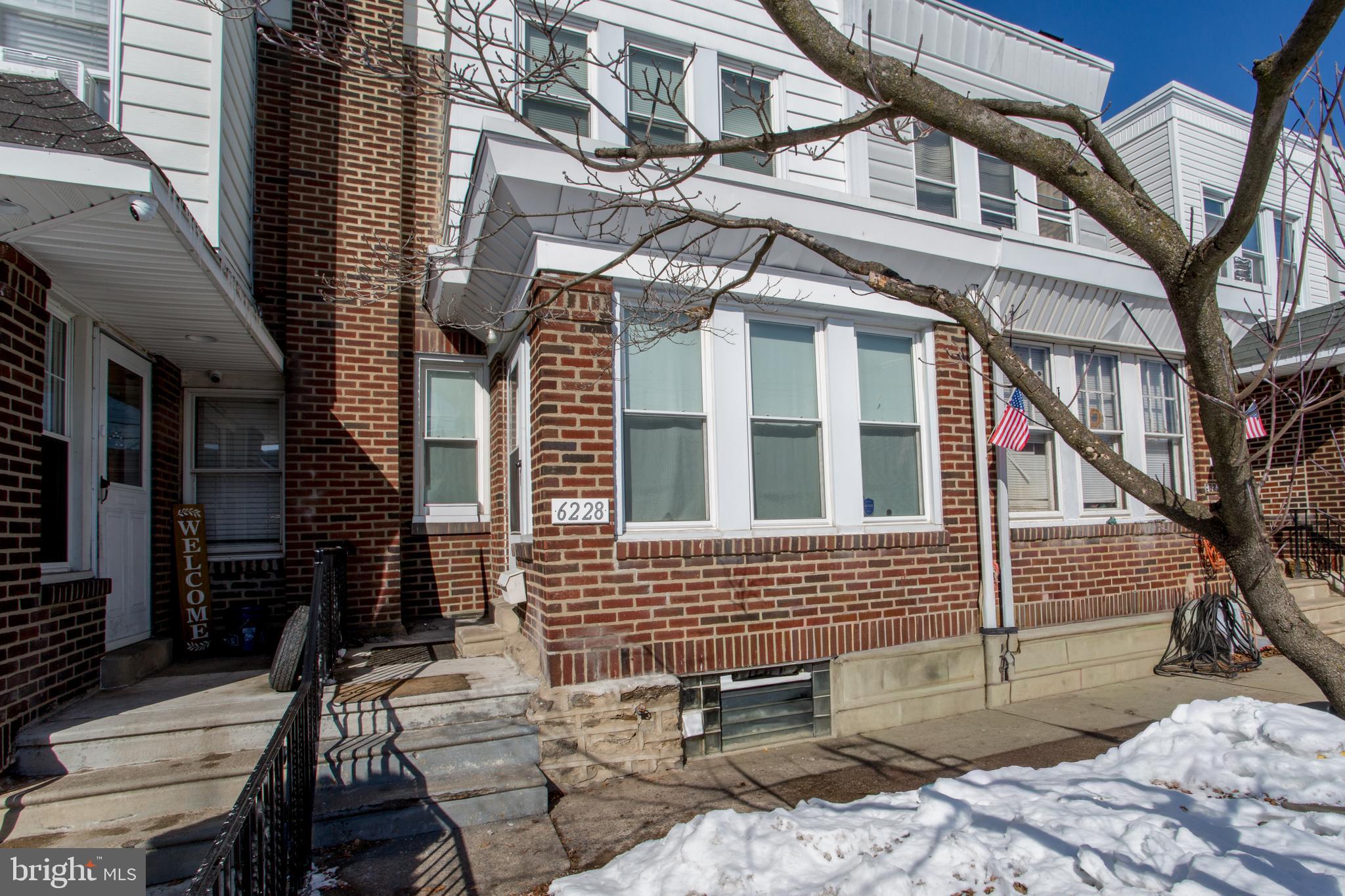 6228 Erdrick Street Philadelphia, PA 19135 - Photo 4 of 37