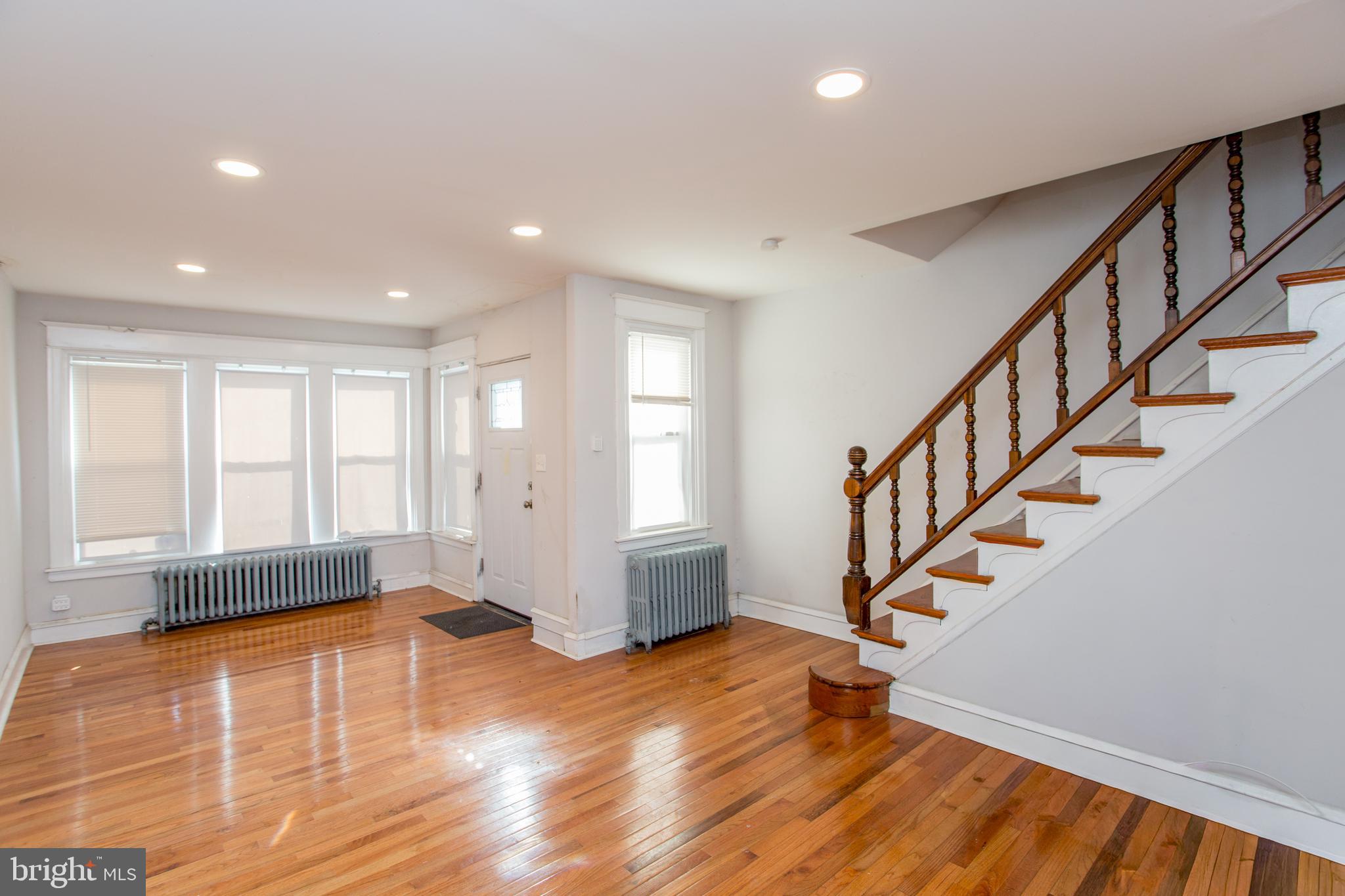 6228 Erdrick Street Philadelphia, PA 19135 - Photo 6 of 37