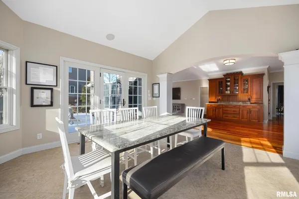 $995,000 | 919 Copperpoint Drive, Dunlap, IL 61525