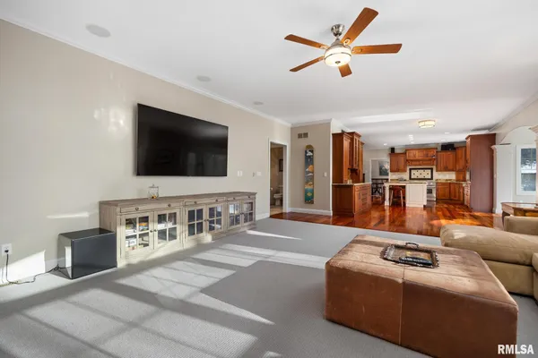 $995,000 | 919 Copperpoint Drive, Dunlap, IL 61525