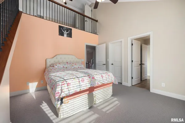 $995,000 | 919 Copperpoint Drive, Dunlap, IL 61525