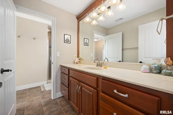 $995,000 | 919 Copperpoint Drive, Dunlap, IL 61525