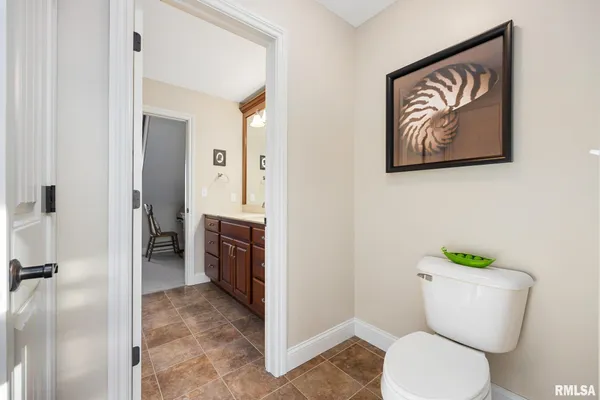 $995,000 | 919 Copperpoint Drive, Dunlap, IL 61525