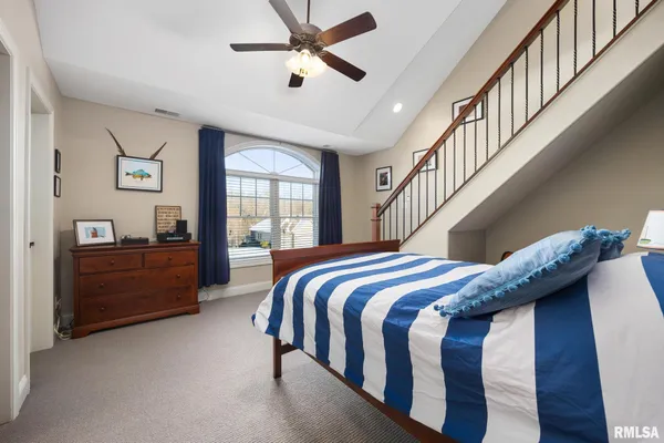 $995,000 | 919 Copperpoint Drive, Dunlap, IL 61525