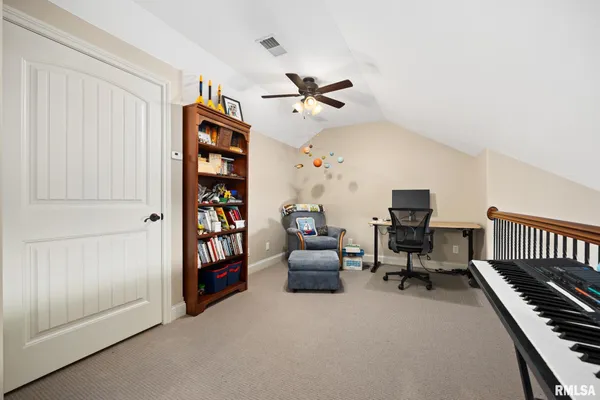 $995,000 | 919 Copperpoint Drive, Dunlap, IL 61525