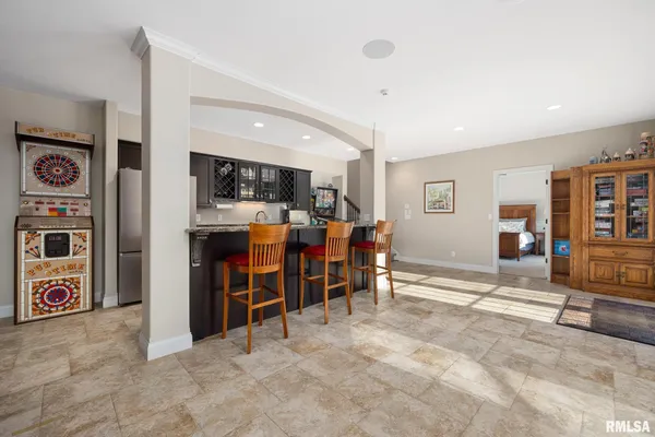 $995,000 | 919 Copperpoint Drive, Dunlap, IL 61525