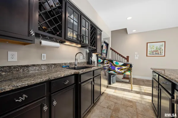 $995,000 | 919 Copperpoint Drive, Dunlap, IL 61525