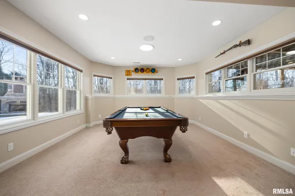 $995,000 | 919 Copperpoint Drive, Dunlap, IL 61525