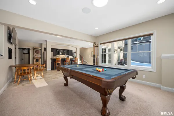 $995,000 | 919 Copperpoint Drive, Dunlap, IL 61525