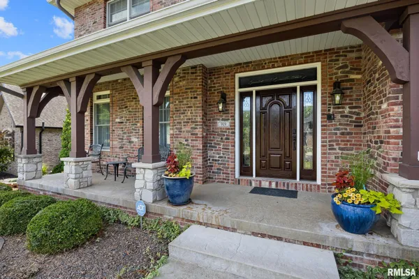 $995,000 | 919 Copperpoint Drive, Dunlap, IL 61525