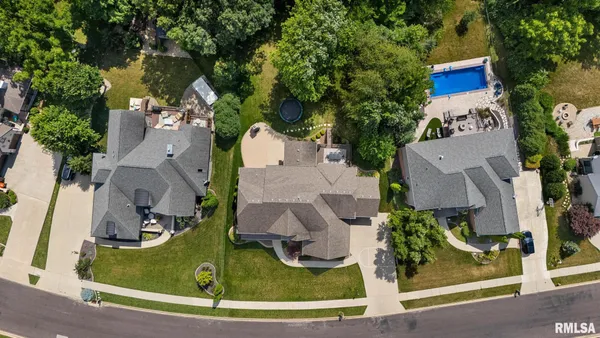 $995,000 | 919 Copperpoint Drive, Dunlap, IL 61525