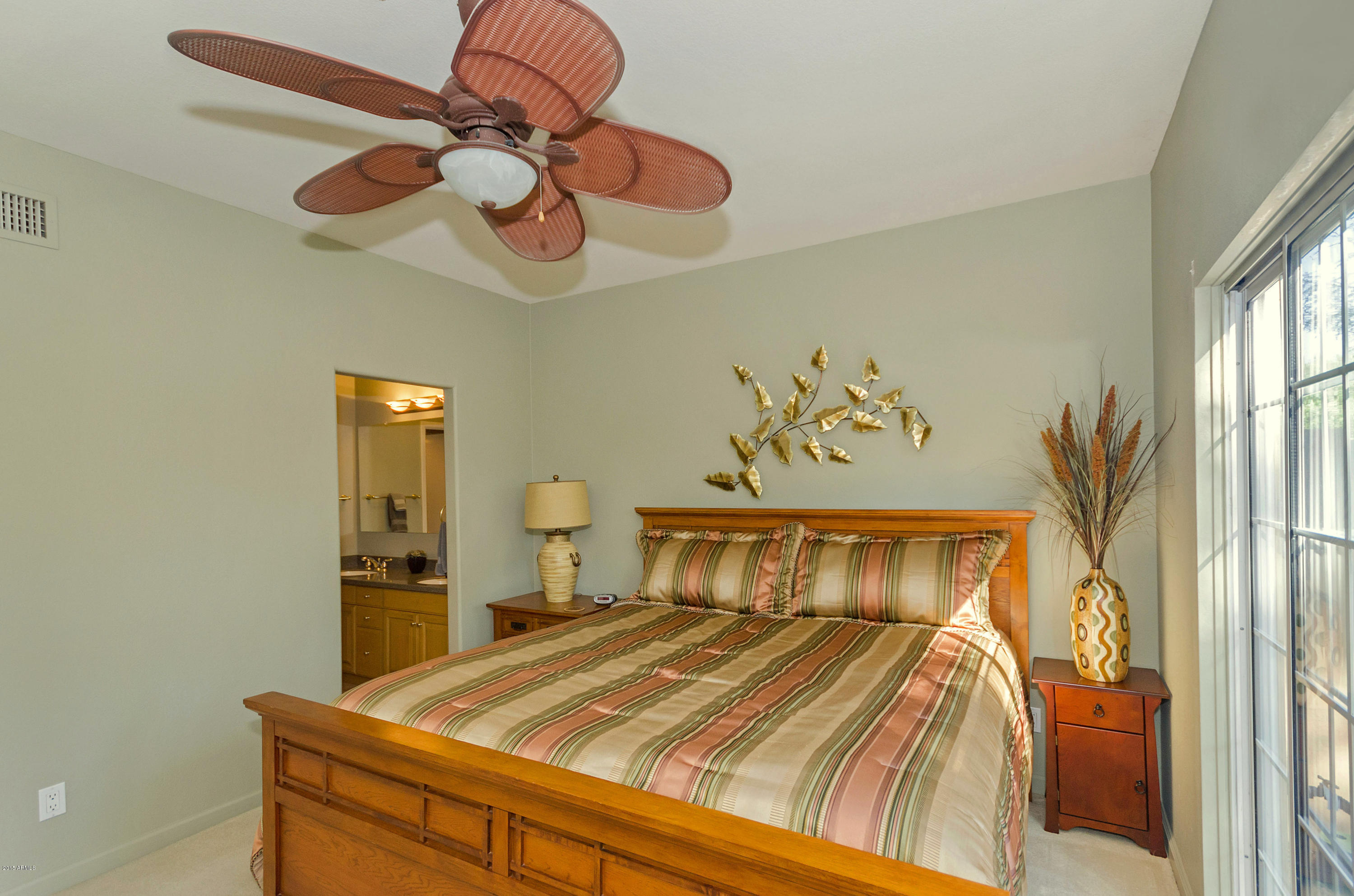 7710 East Gainey Ranch Road, Unit 148 Scottsdale, AZ 85258 - Photo 8 of 33 DSC_5640