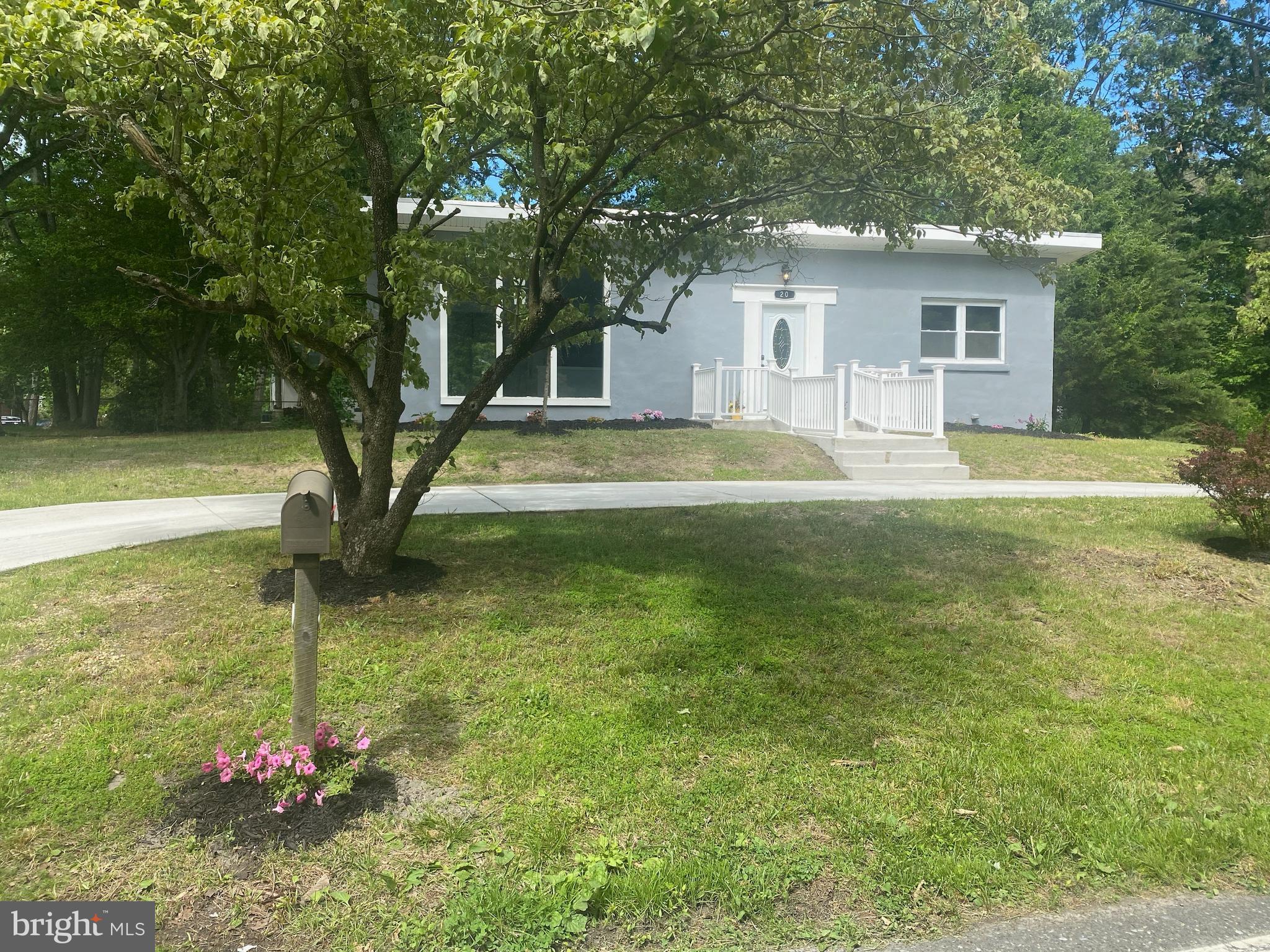 20 Hilliards Road Gibbsboro, NJ 08026 - Photo 3 of 32
