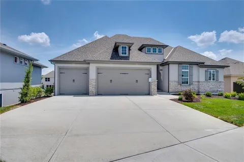 $667,900 | 25080 West 141st Terrace, Olathe, KS 66061