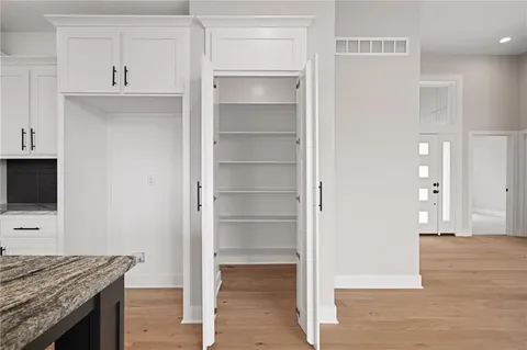 $667,900 | 25080 West 141st Terrace, Olathe, KS 66061