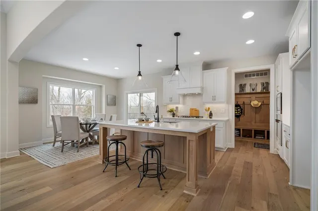 $667,900 | 25080 West 141st Terrace, Olathe, KS 66061