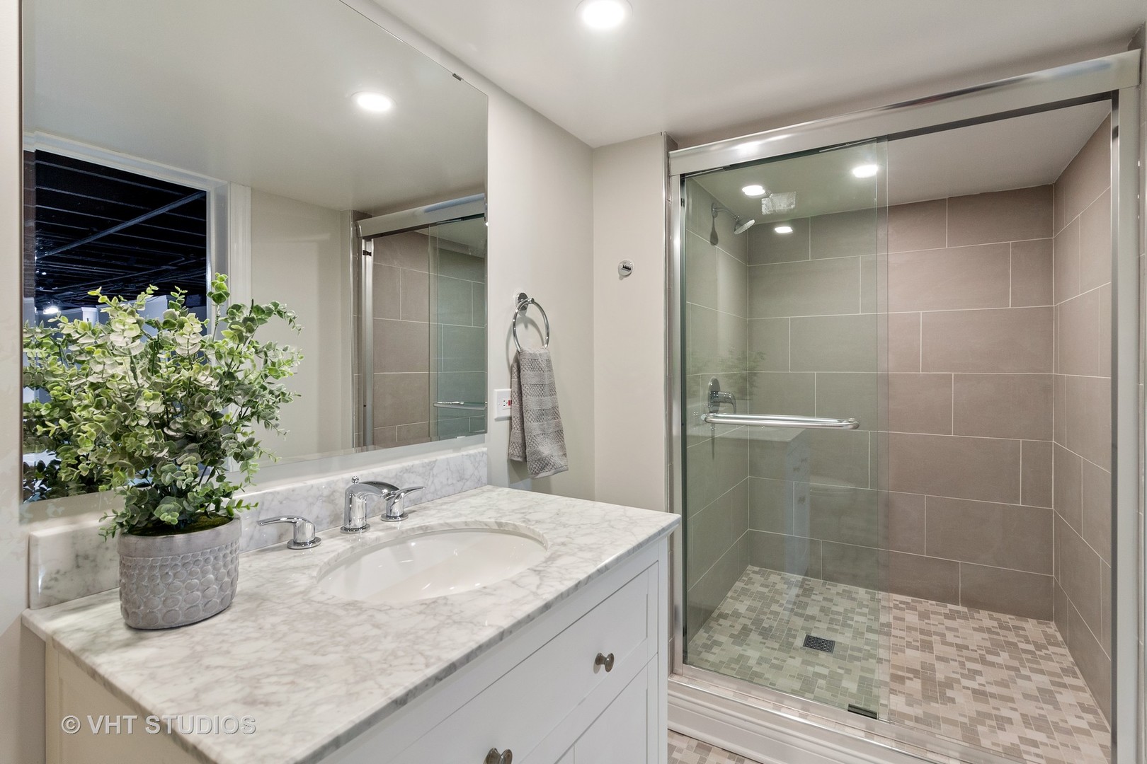 256 Shenstone Road Riverside, IL 60546 - Photo 18 of 21